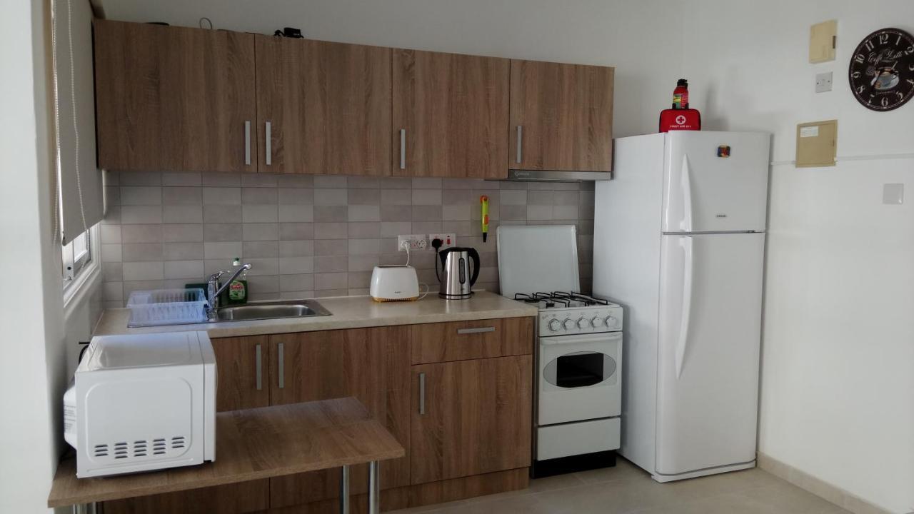 Lca4 Flat For You Apartment Larnaka Exterior foto